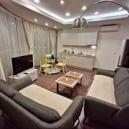Urban Vibe Apartments 斯科普里 外观 照片
